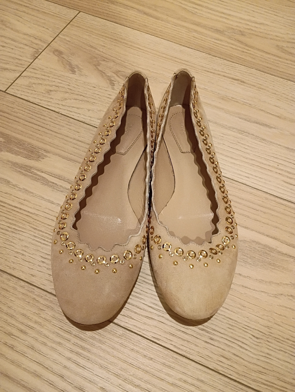 Chloé Scalloped Beige Suede Women's Ballet Flats 37.5
